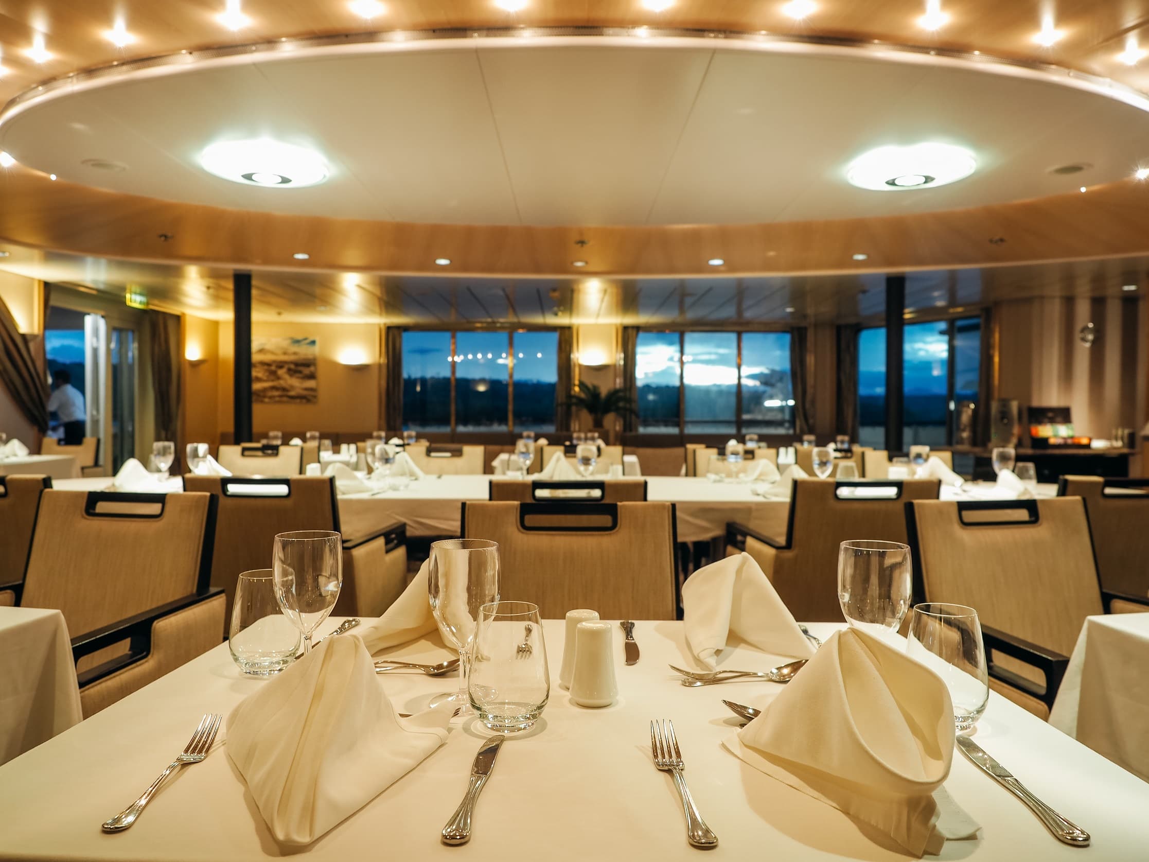 Ship gallery image 18