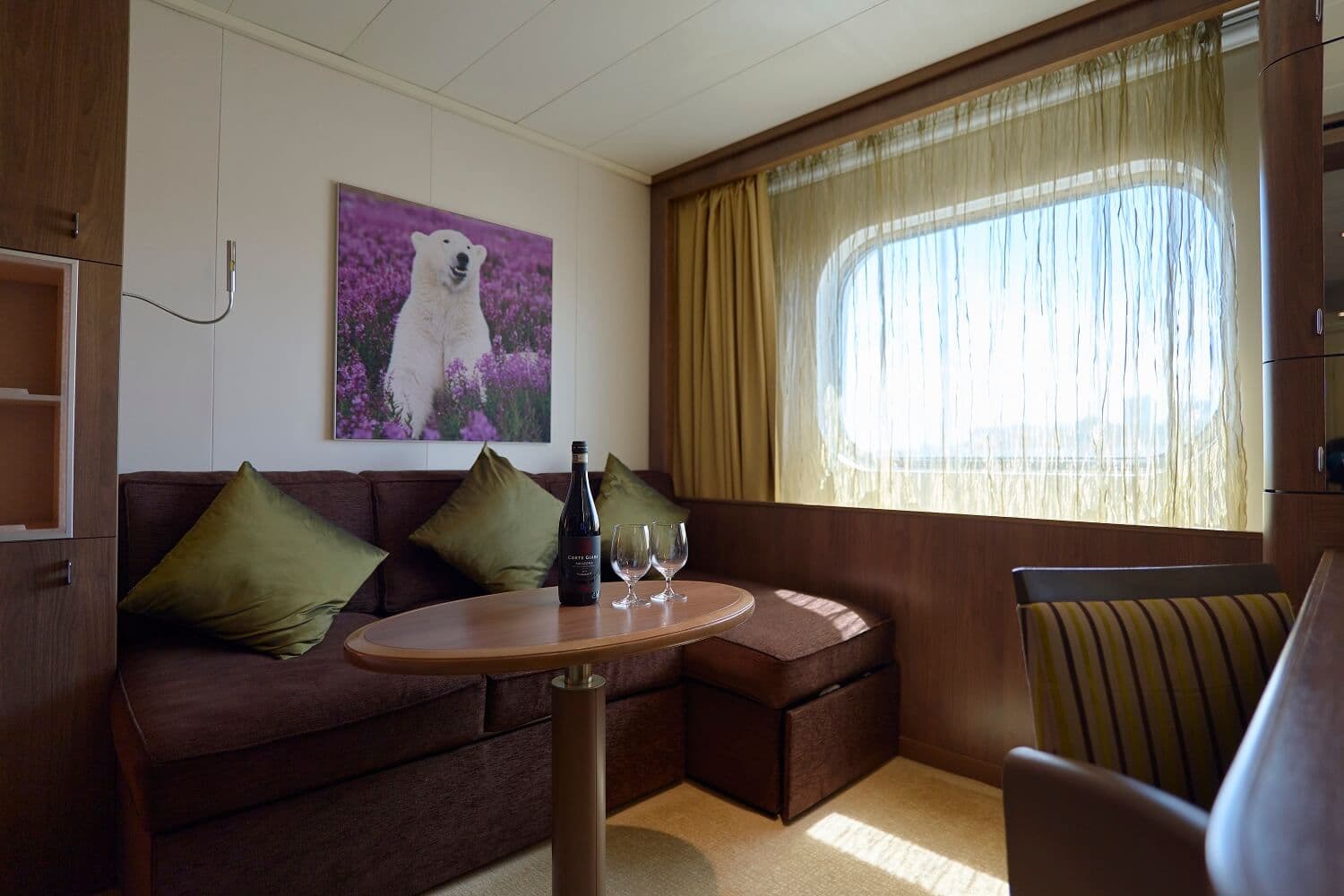 Ship gallery image 23