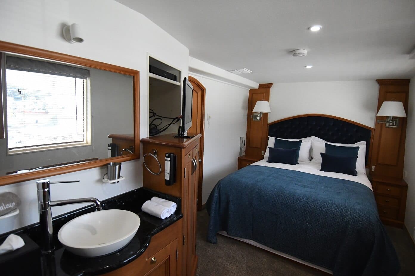 Ship gallery image 24